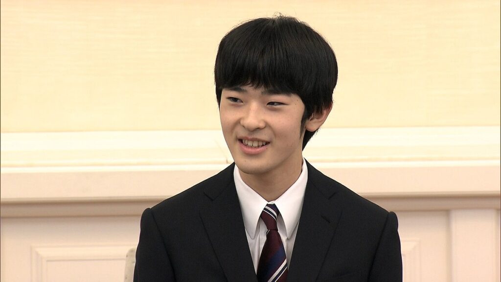 悠仁さま チック症